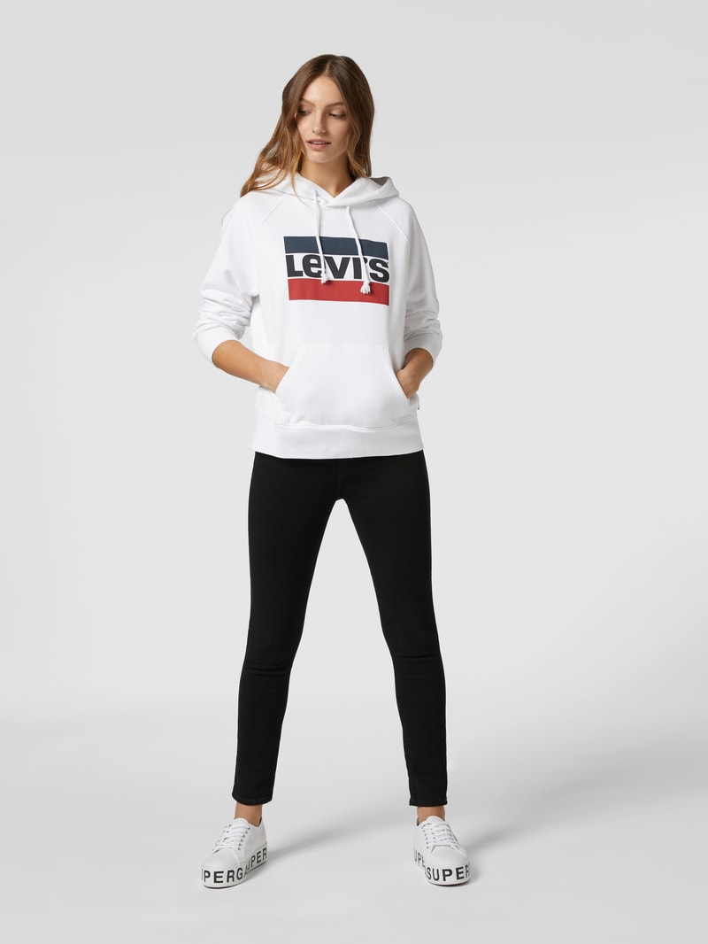 High Rise Skinny Fit Jeans mit Stretch-Anteil in schwarz