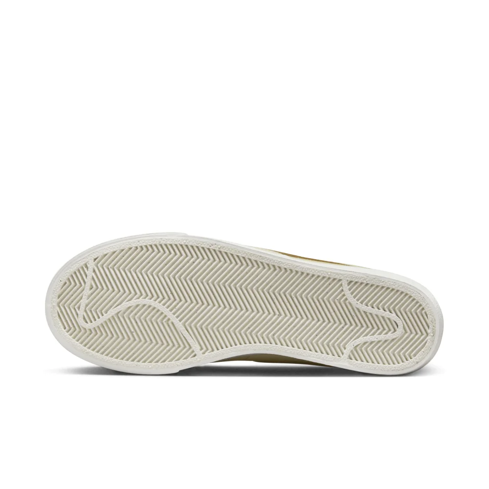 Nike Blazer Low Platform Canvas Cnvs DV7475-200 / braun