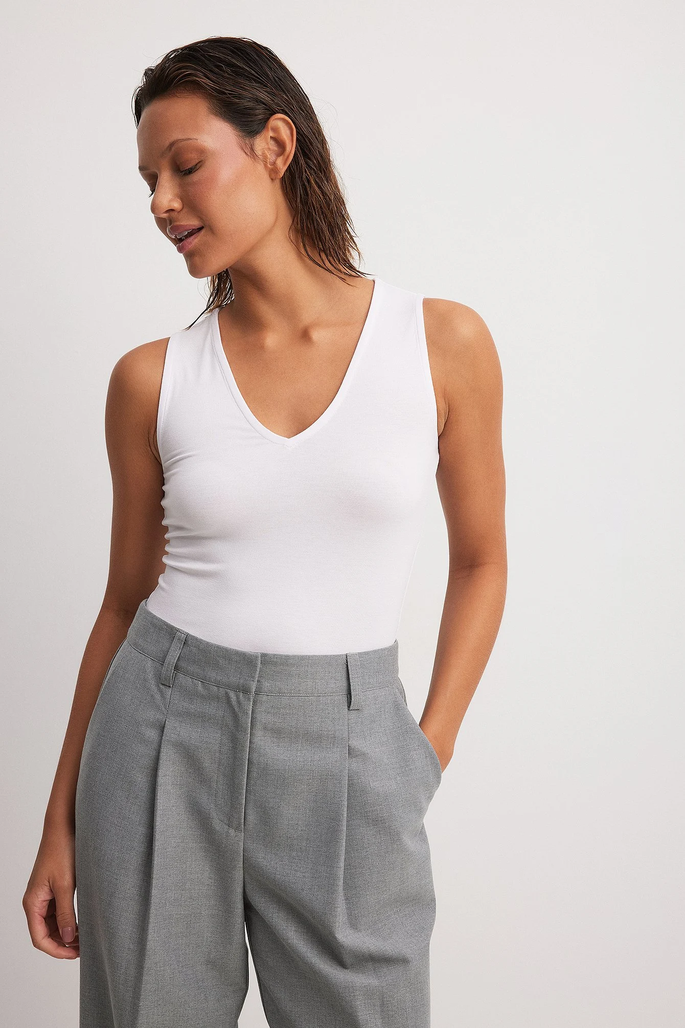 Soft Line ärmelloser Body mit V-Ausschnitt