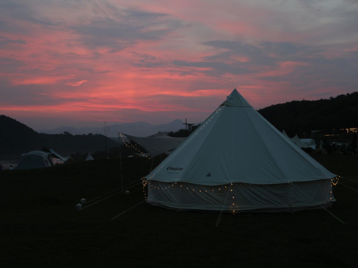 KingCamp 4 M Khan Glamping Bell Zelt