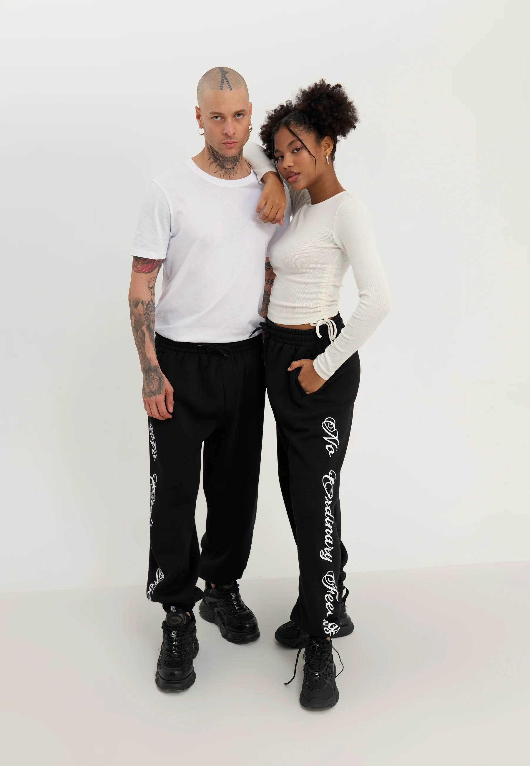 YOURTURN UNISEX - Pantalones deportivos