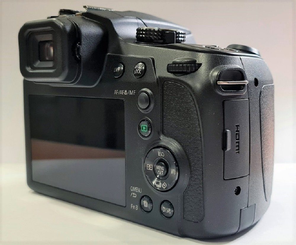 Panasonic Lumix DC-FZ83 schwarz Bridge-Kamera