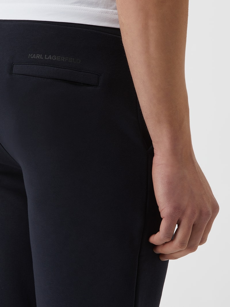 Sweatshorts mit Logo in dunkelblau