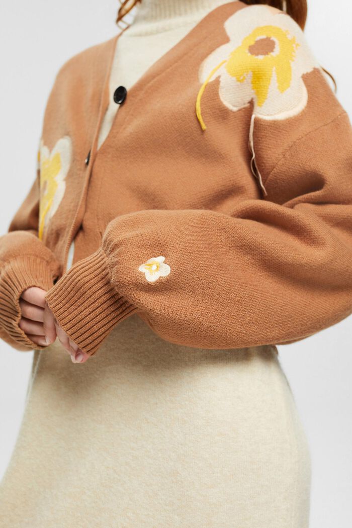 Strick-Cardigan im floralen Jacquard-Design