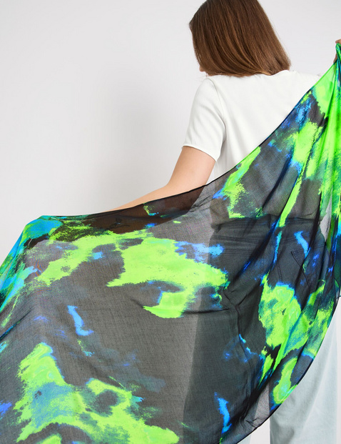 Schal mit abstraktem Print