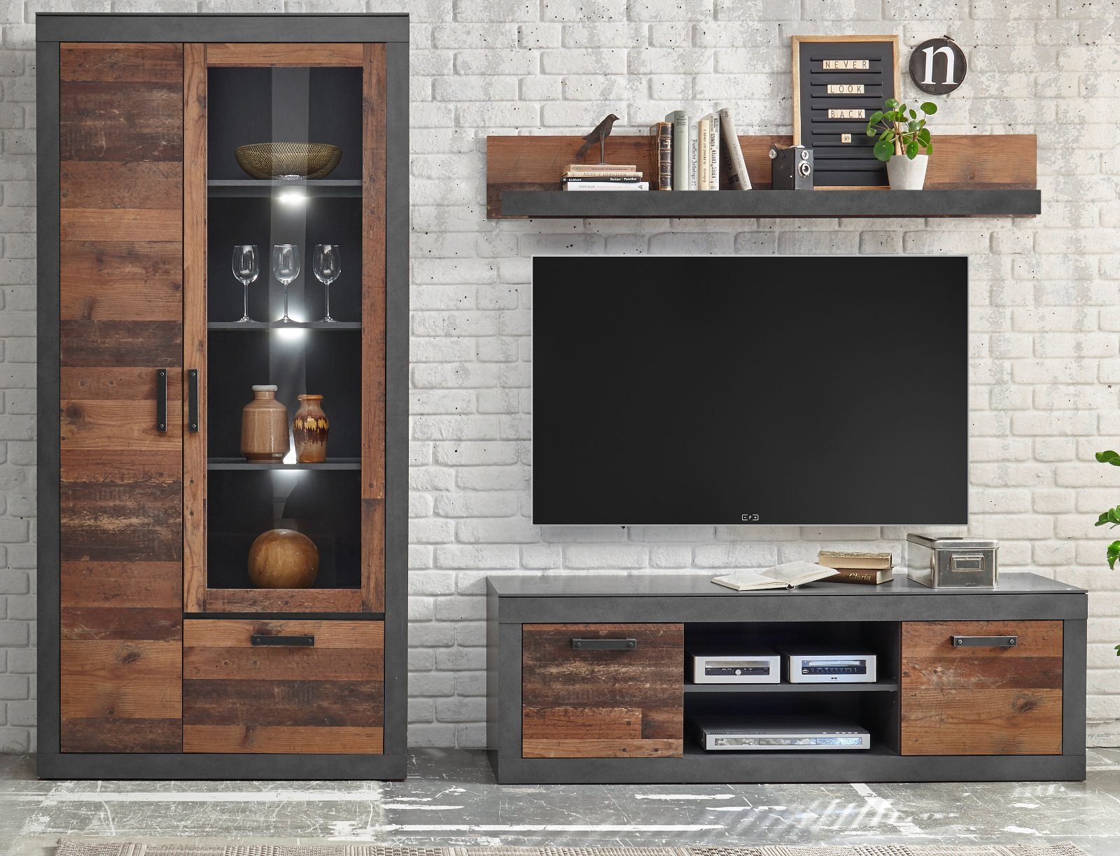 Furn.Design Wohnwand Ward, (Schrankwand in Used-Wood-Design, 3-teilig, ca. 260 x 201 cm), mit viel Stauraum