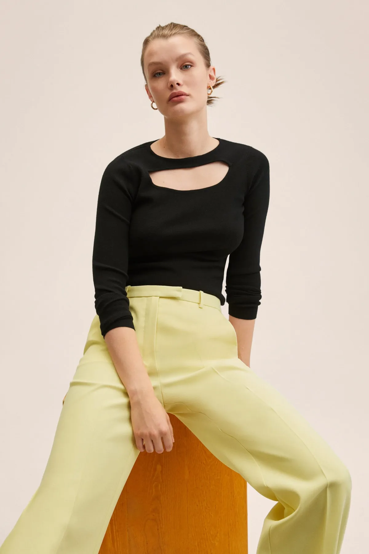 MANGO  27094755 Damen/Mädchen Pastellgelb