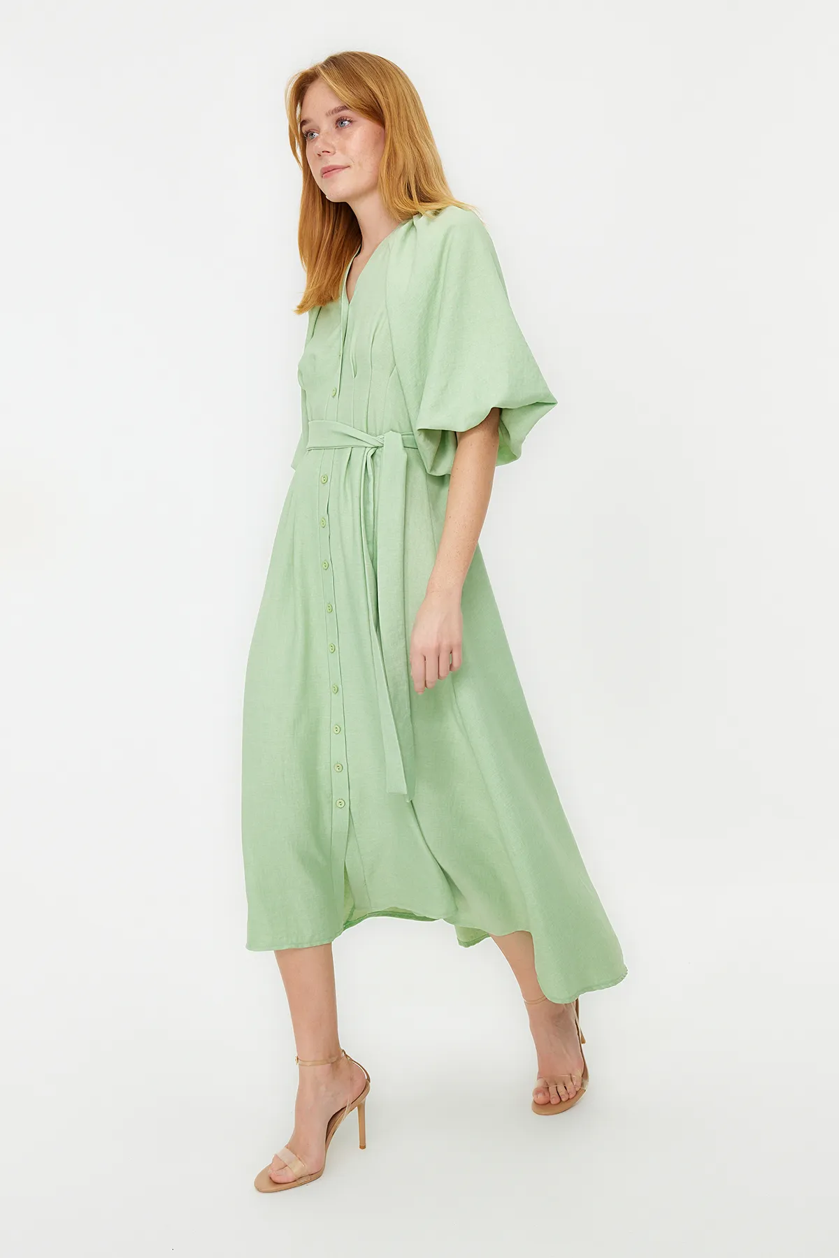 Trendyol Modest  Grünes gewebtes Leinenkleid TCTSS24EB00014