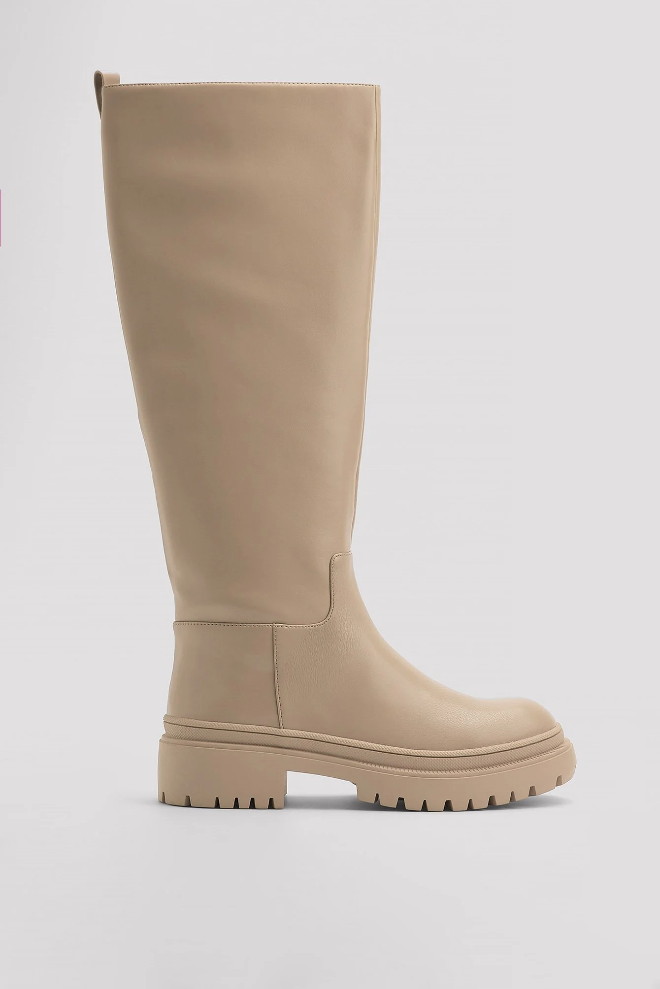 Schaft-Stiefel mit Profil-Sohle