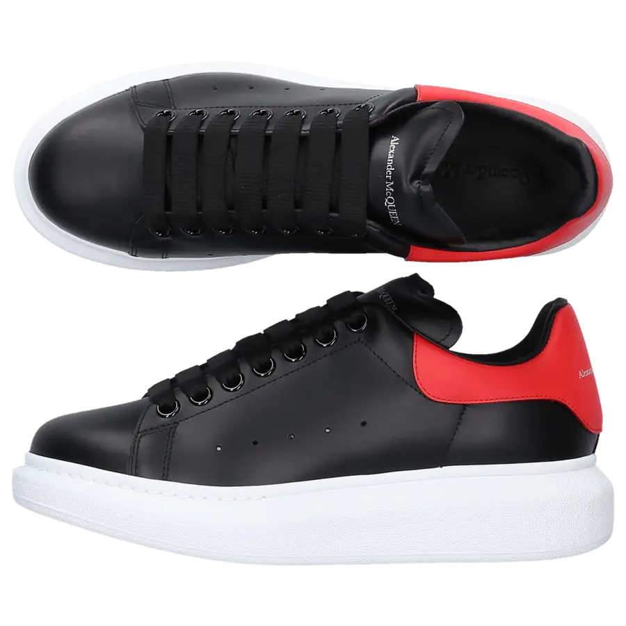 Alexander McQueen - Sneaker low LARRY Kalbsleder - schwarz
