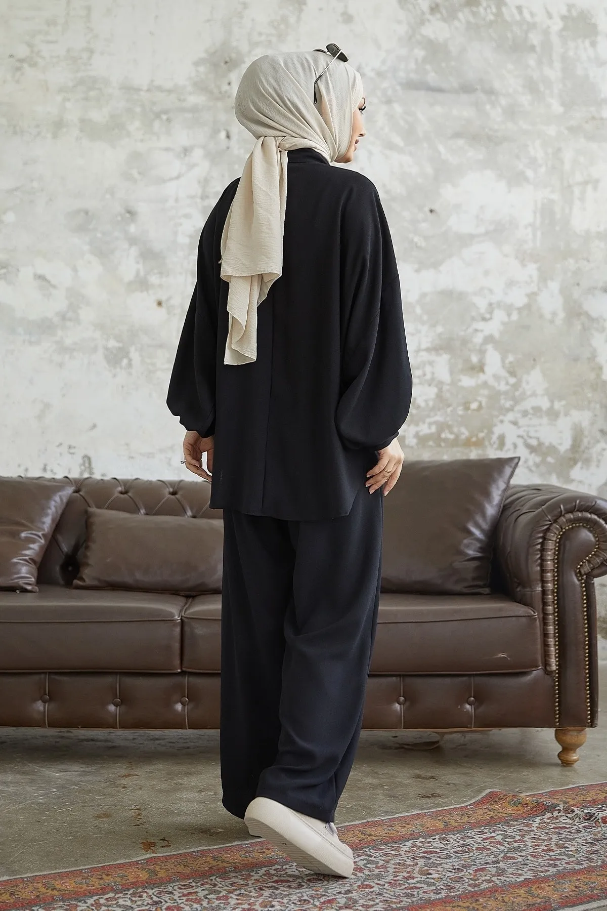 InStyle  Muno Lässiges Set mit Ballonärmeln - Schwarz