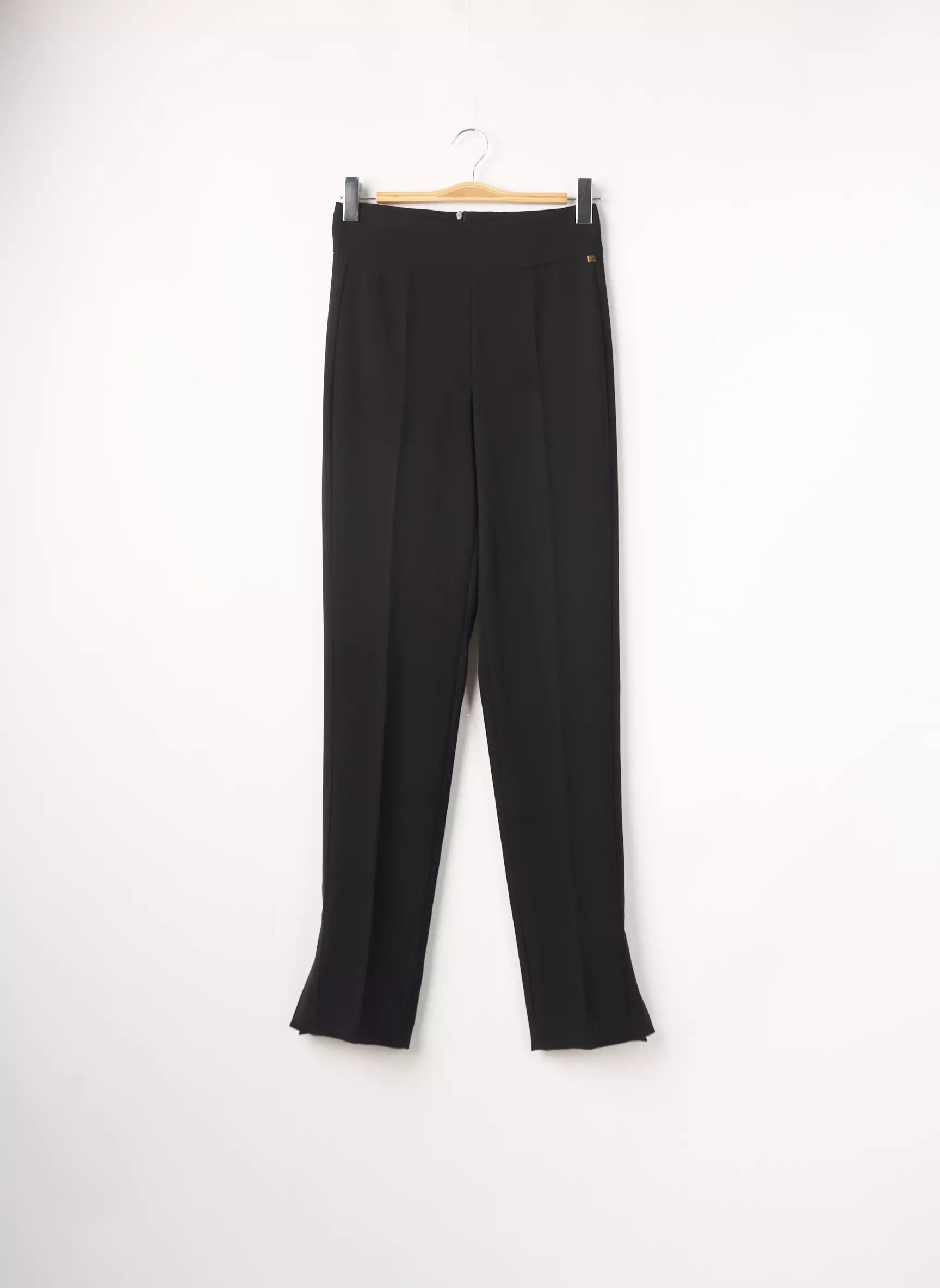 Kocca Pantalons Slim Femme couleur noir