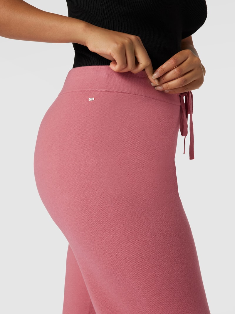 PLUS SIZE Sweatpants mit Label-Details in pink