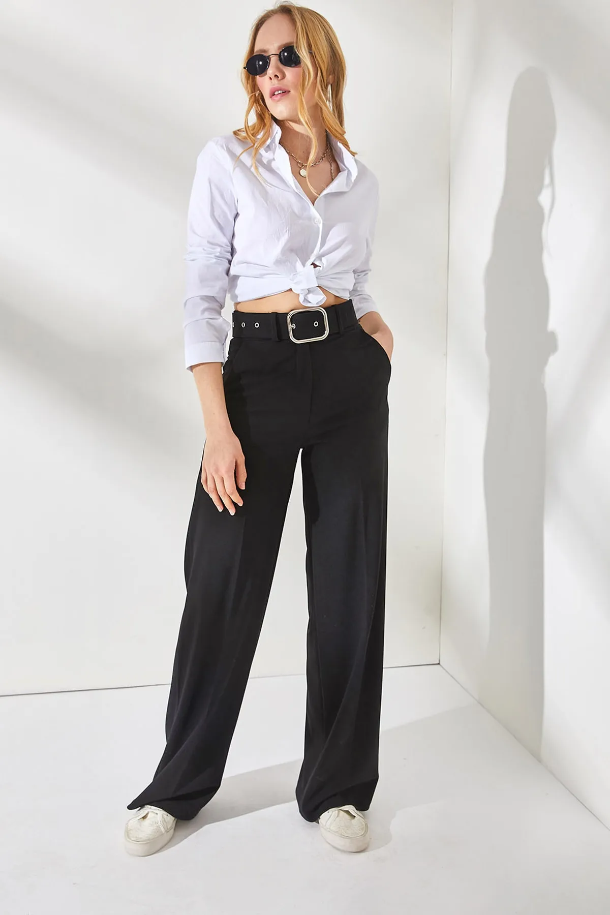 Olalook  Schwarze Palazzo-Hose aus Scuba-Krepp für Damen mit Metallschnalle und Gürtel, PNT-19000208