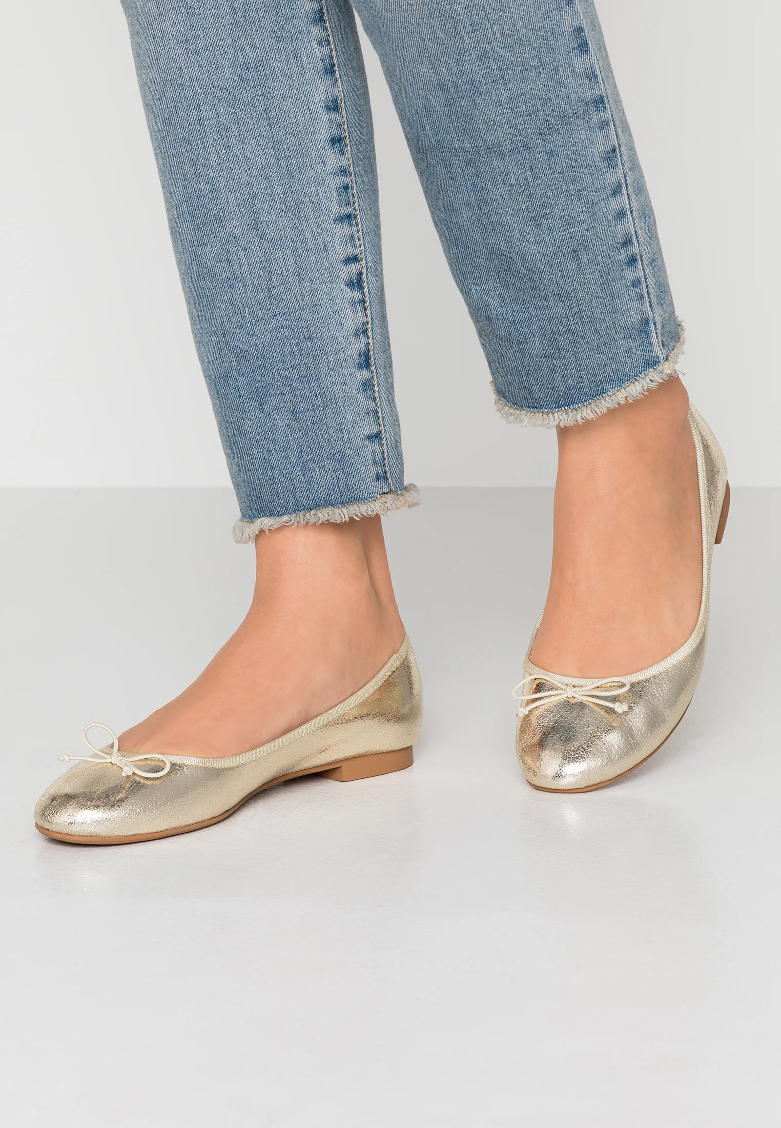 SOLO ZAPATOS ONLBEE - Bailarinas