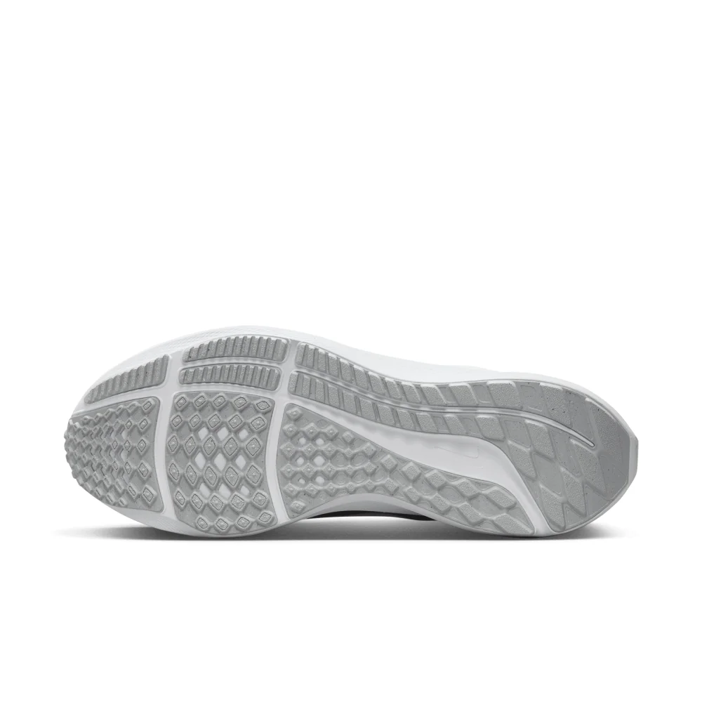 Nike Air Zoom Pegasus 40 DV3854-101 / weiss