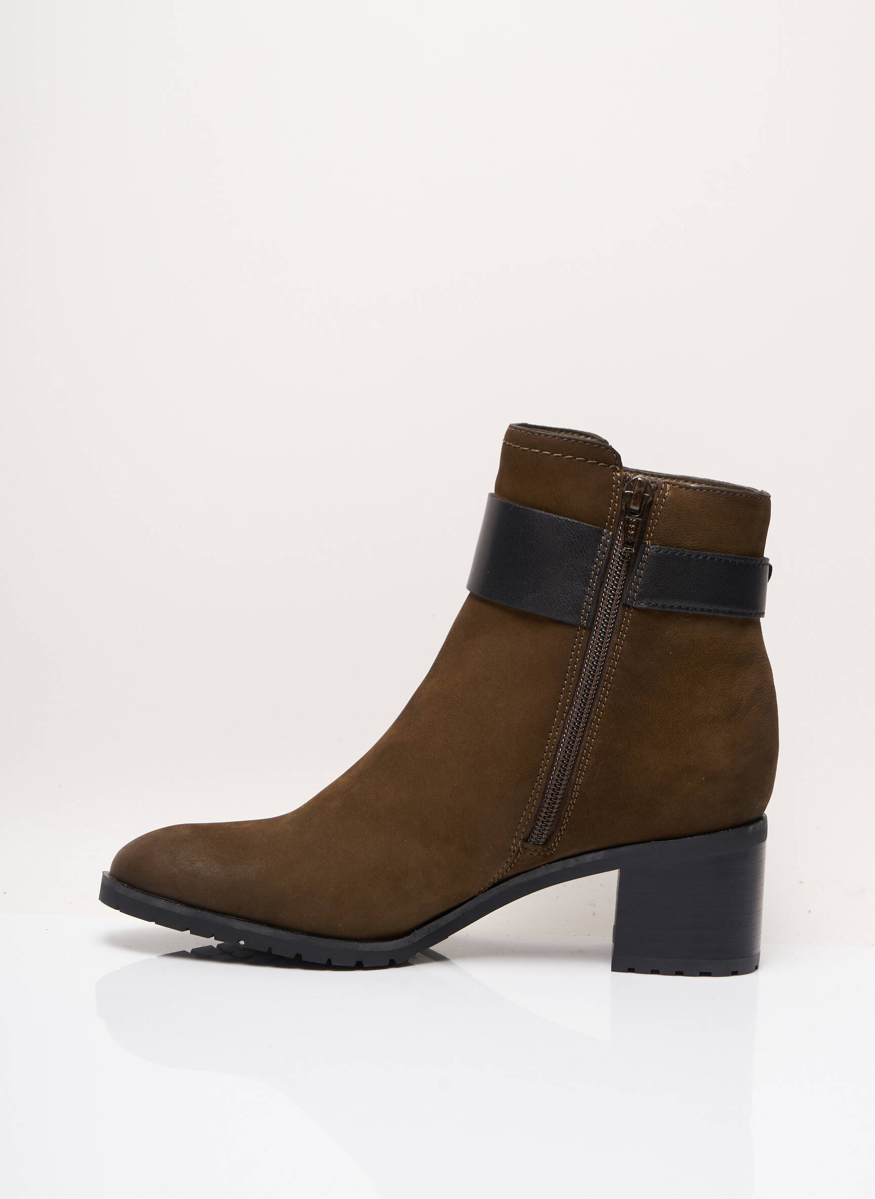 Fugitive By Francesco Rossi Bottines Femme couleur vert
