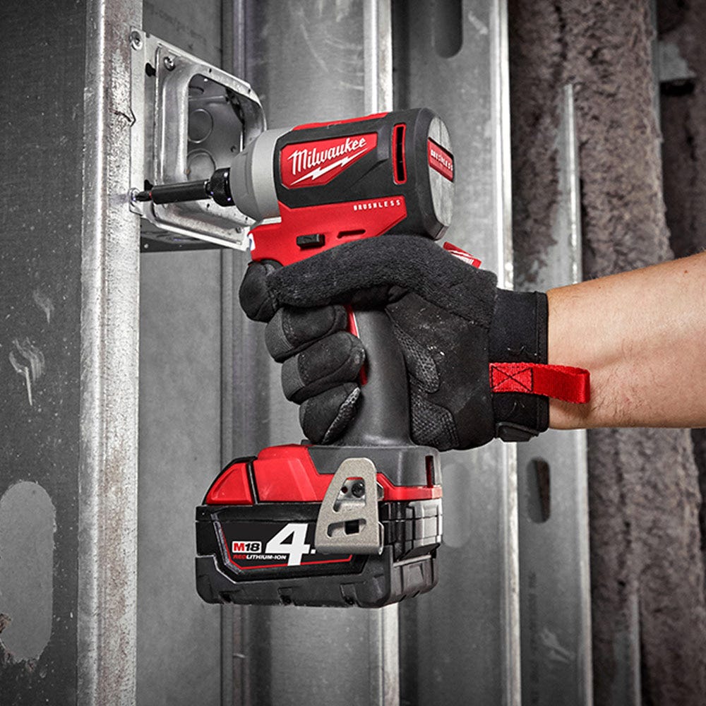 MILWAUKEE 18V Brushless 1/4inch Hex Impact Driver Skin M18BLID2-0