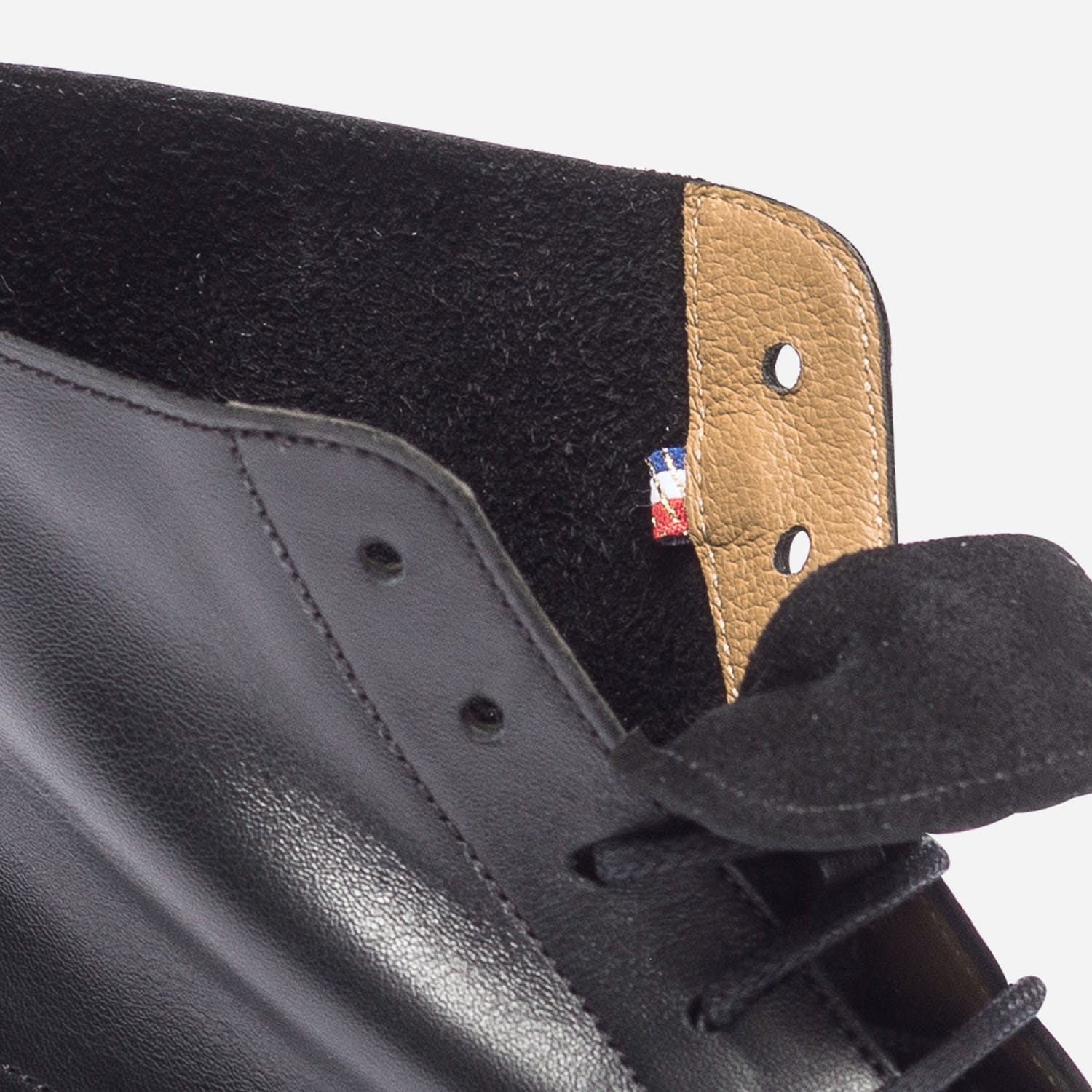 Bottine ERAM FLEX noire en cuir éco-conçu