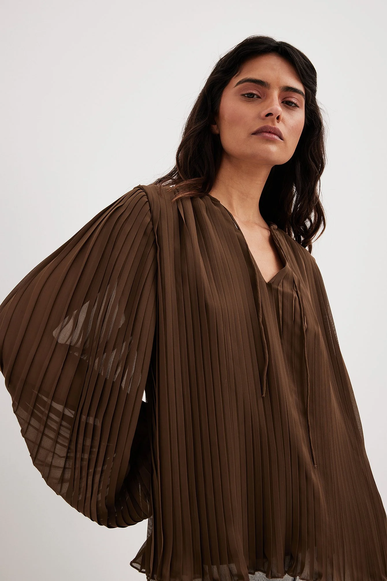 Faltenbluse mit rundem Ausschnitt