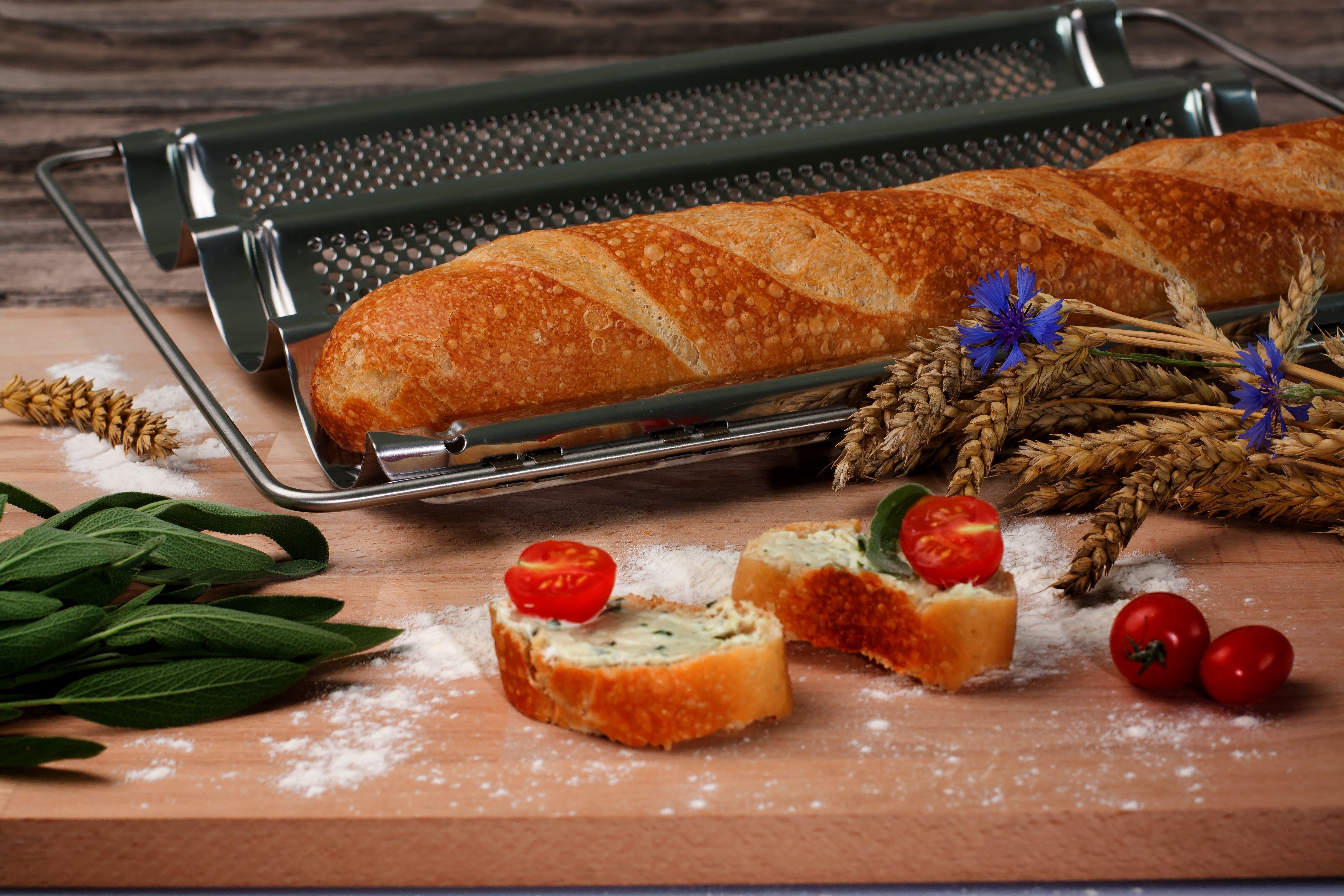 LARES Baguetteblech 6301, ausziehbares Baguetteblech, Edelstahl, aus rostfreiem Edelstahl, inkl. kleinem Rezeptheft, Made in Germany