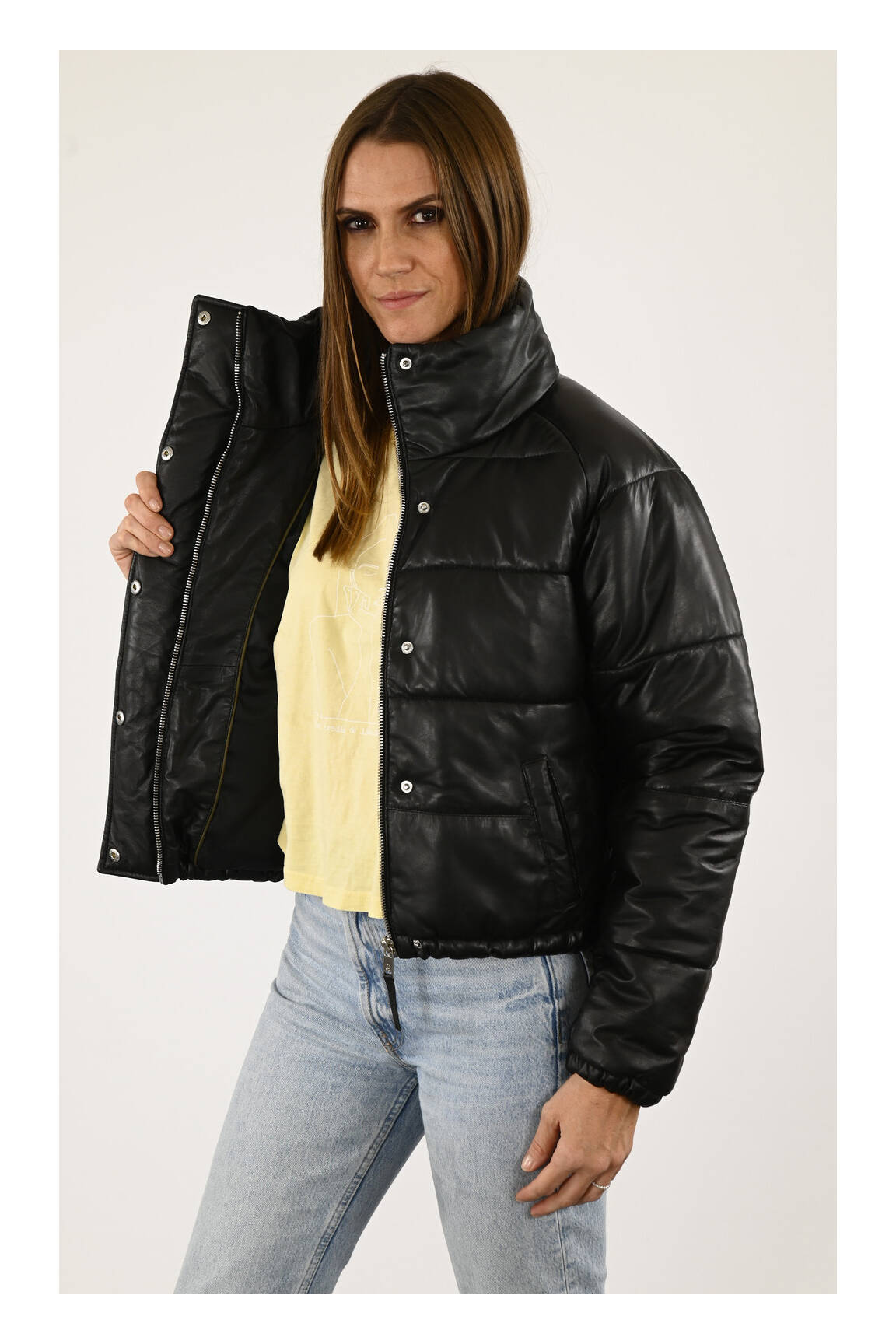 La Canadienne Doudounes Femme couleur noir
