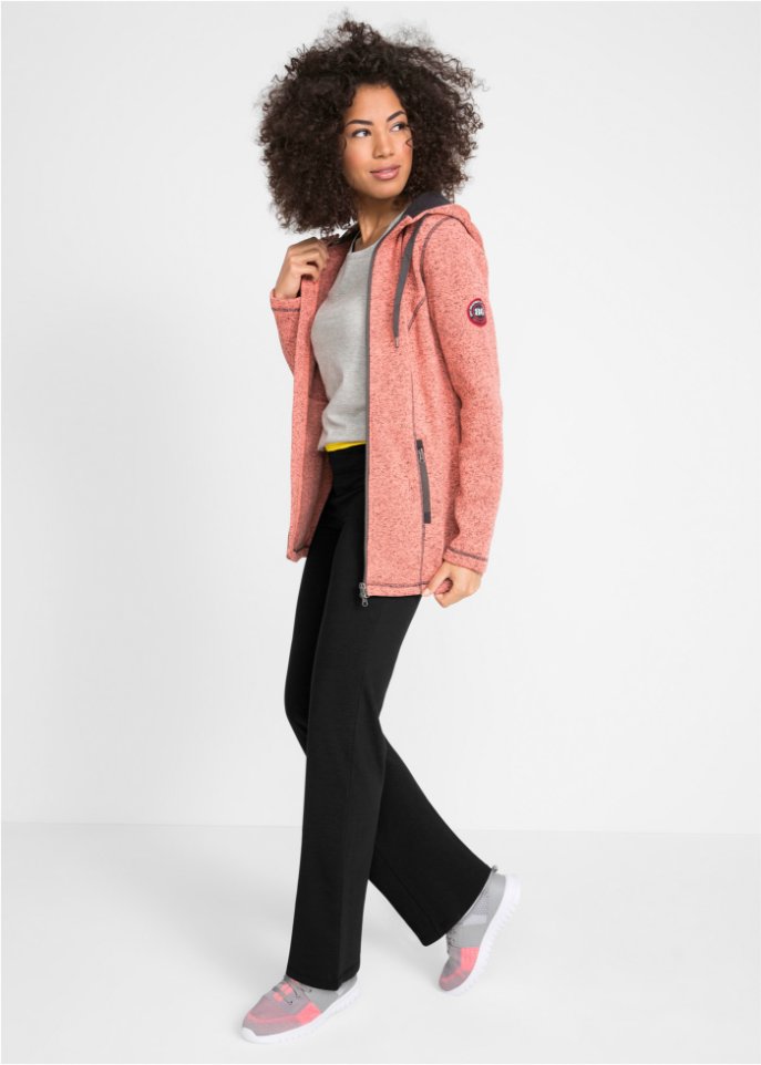 Sporthose aus Baumwolle, ausgestellt