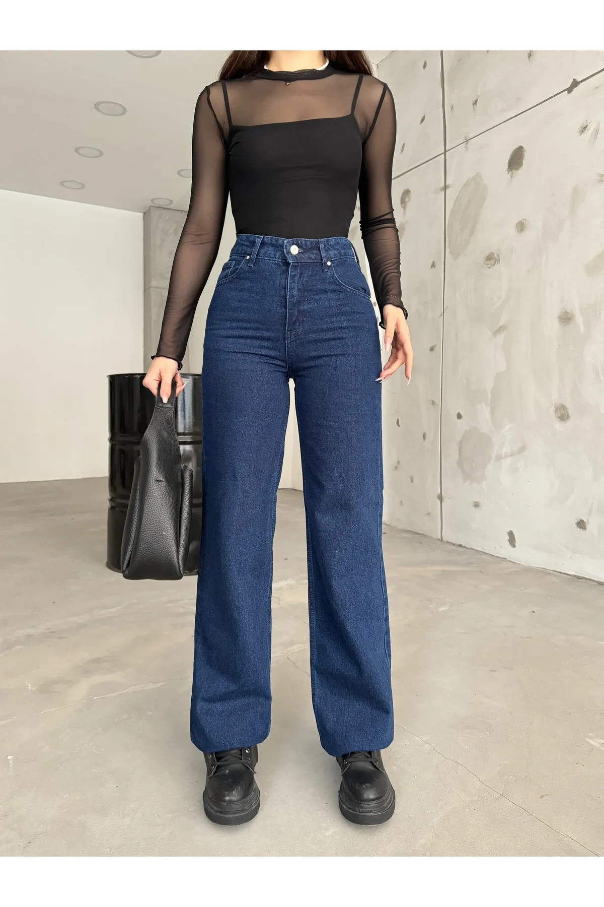 BİKELİFE  Marineblaue Damenjeans mit hohem Bund und dehnbarem Lycra und weitem Bein
