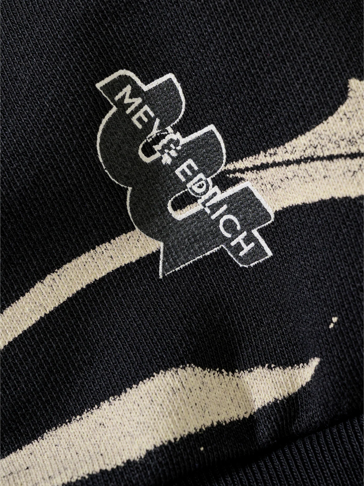 Nacht-und-Nebel-Hoodie