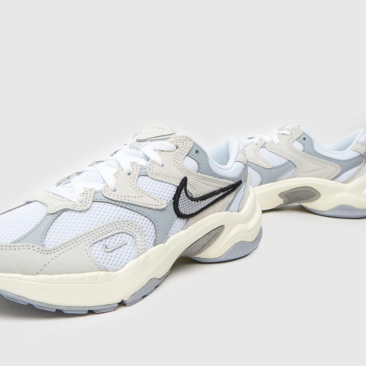 Nike AL8 cipők szürke multiszínűek
