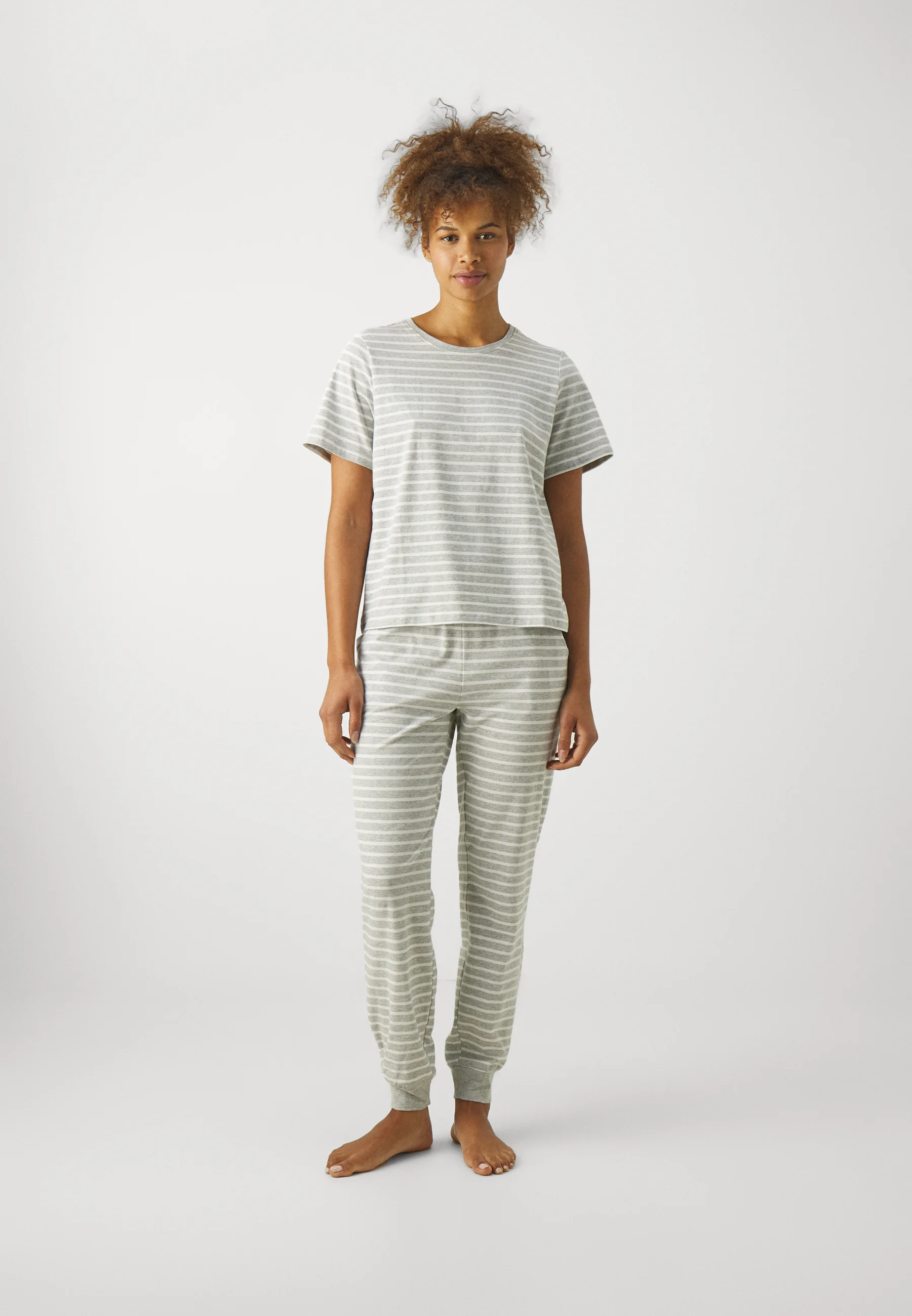 Pijamas de Anna Field