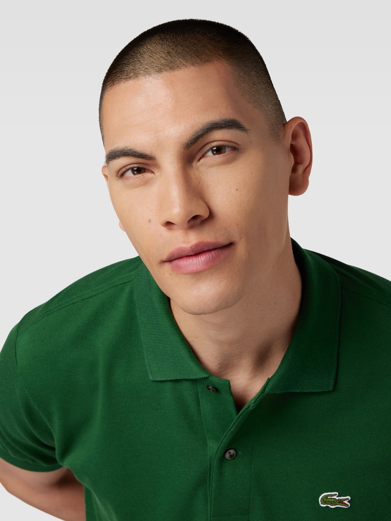 Poloshirt mit Logo-Stitching in dunkelgrün