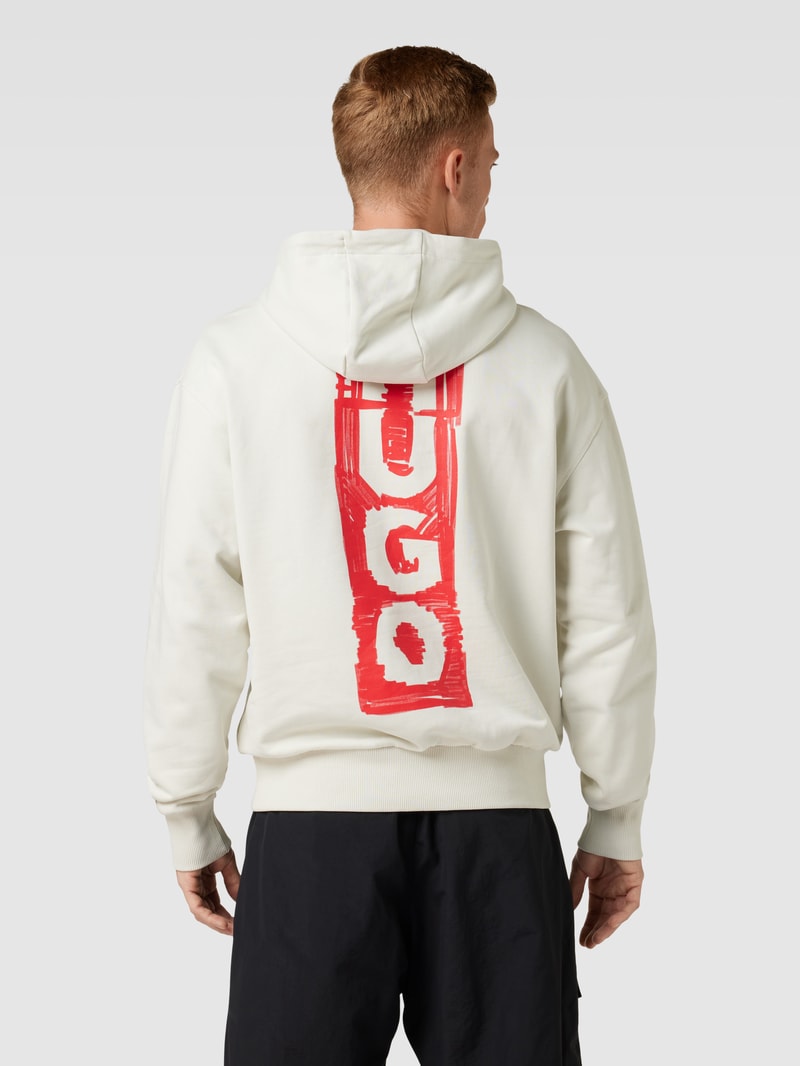 Hoodie mit Label-Detail Modell 'Diushi' in offwhite