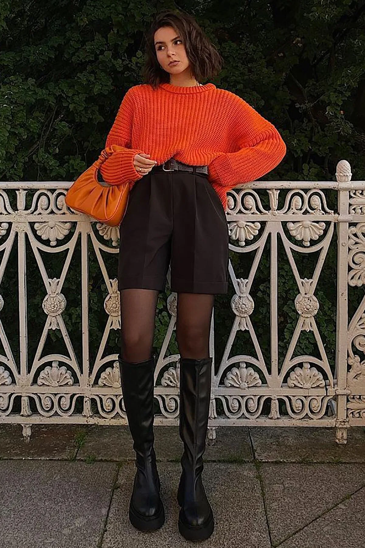 Madmext  Orangefarbener Basic-Pullover mit Fahrradkragen MG1264