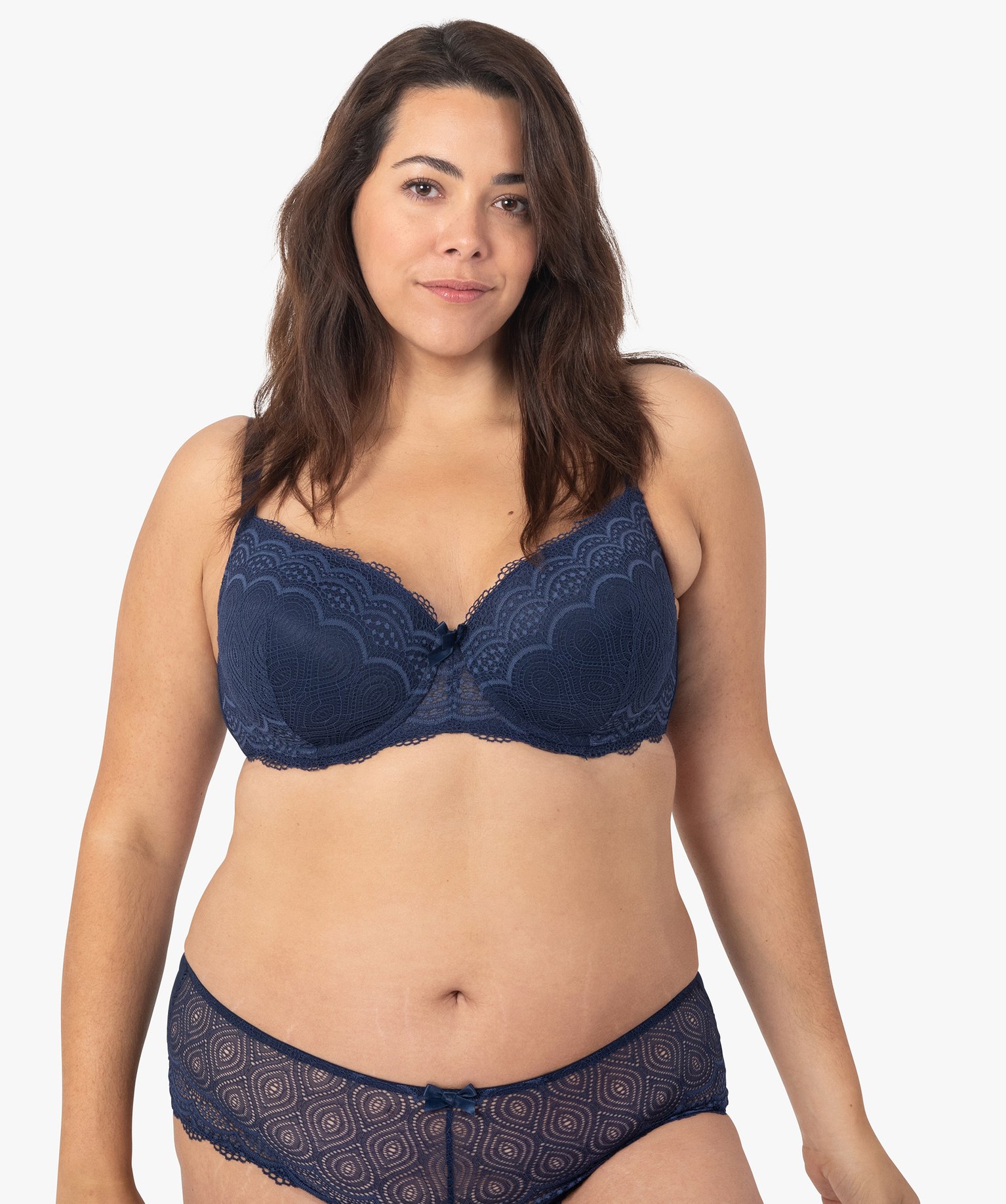 Soutien-gorge grande taille à armatures et coques fines marine | GEMO