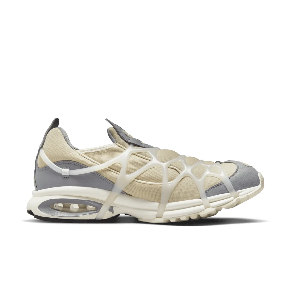 Nike Air Kukini DV0659-201 / braun