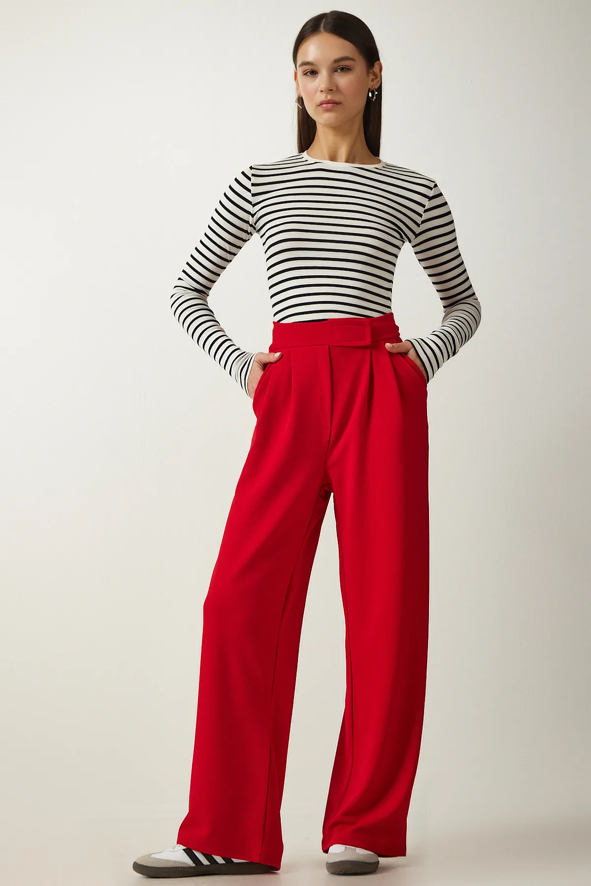 Happiness İstanbul  Bequeme Palazzo-Hose mit Klettverschluss in Rot für Damen Lİ00113