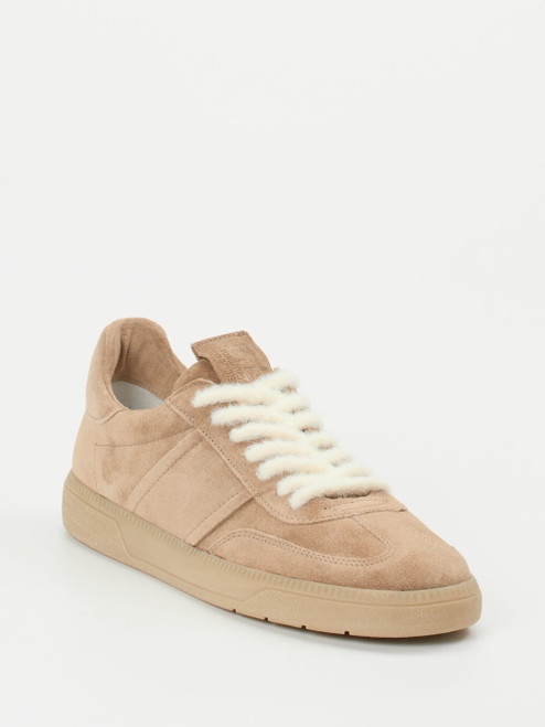 Sneaker-16613590057 Kennel & Schmenger