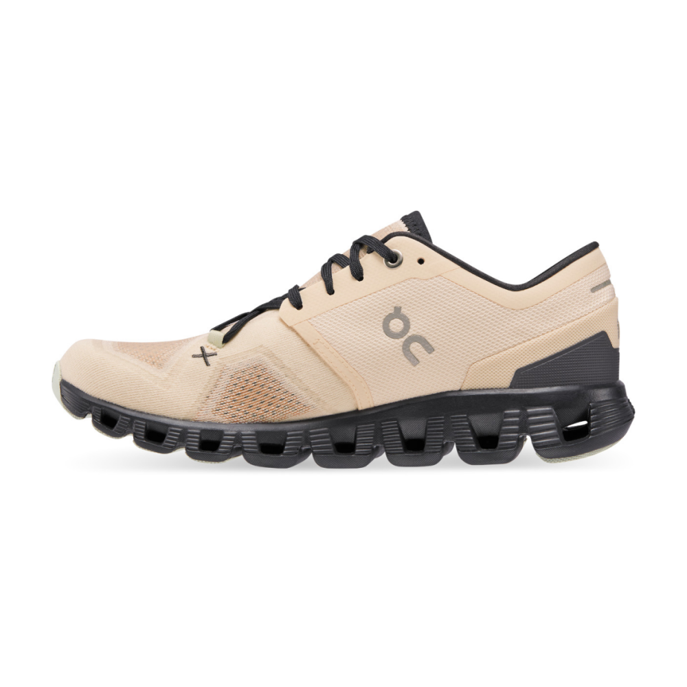 ON Cloud X 3 60.98694 / braun