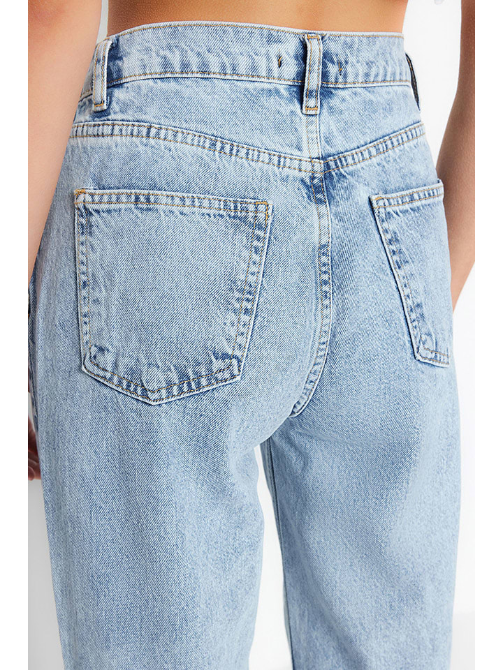 trendyol Jeans - Comfort fit - in Hellblau günstig kaufen