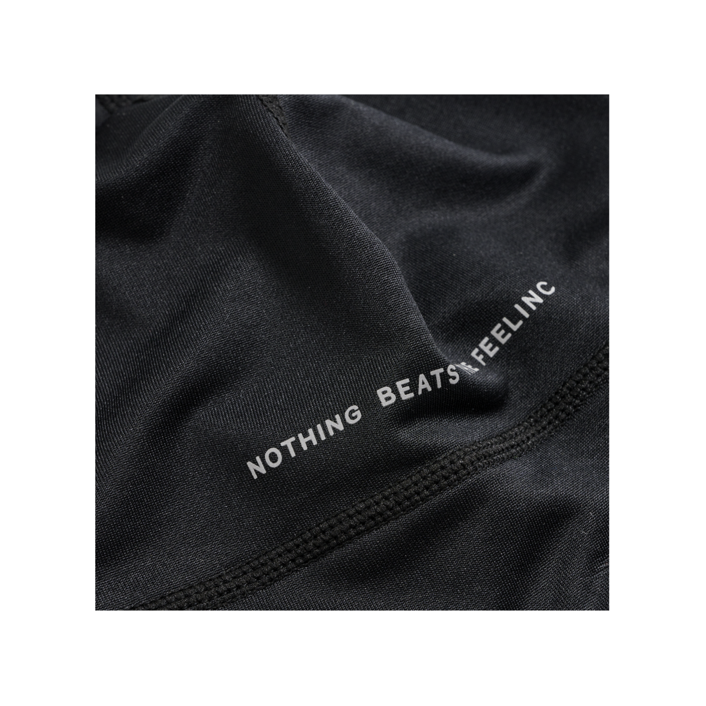 Newline Core Beanie Running Schwarz F2001