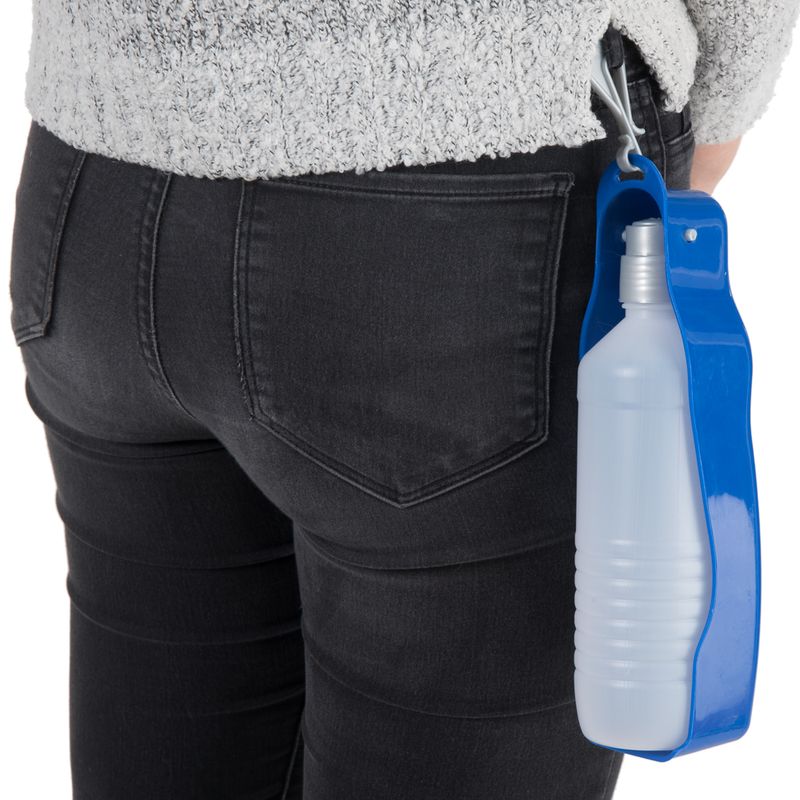 Trinkflasche mit Wasserspender zu Discountpreisen % bei bitiba.de