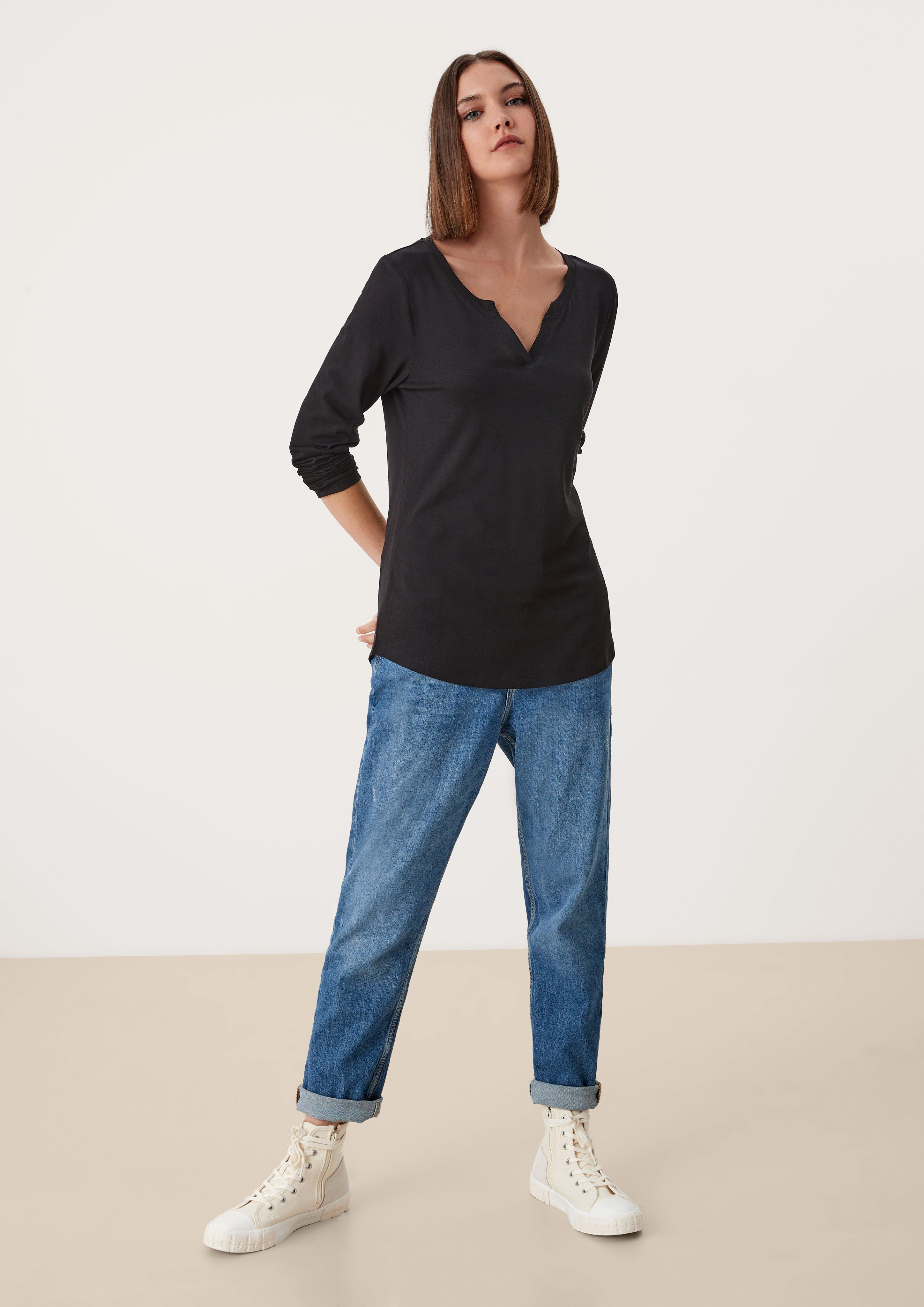 Langarmshirt im cleanen Look  45.899.31.X014-9999