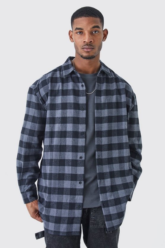 Tall langärmliges kariertes Oversize Overshirt