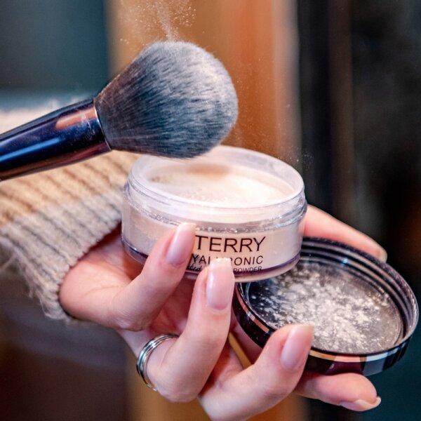 By Terry Hyaluronic Hydra-Powder Tinted Loser Puder