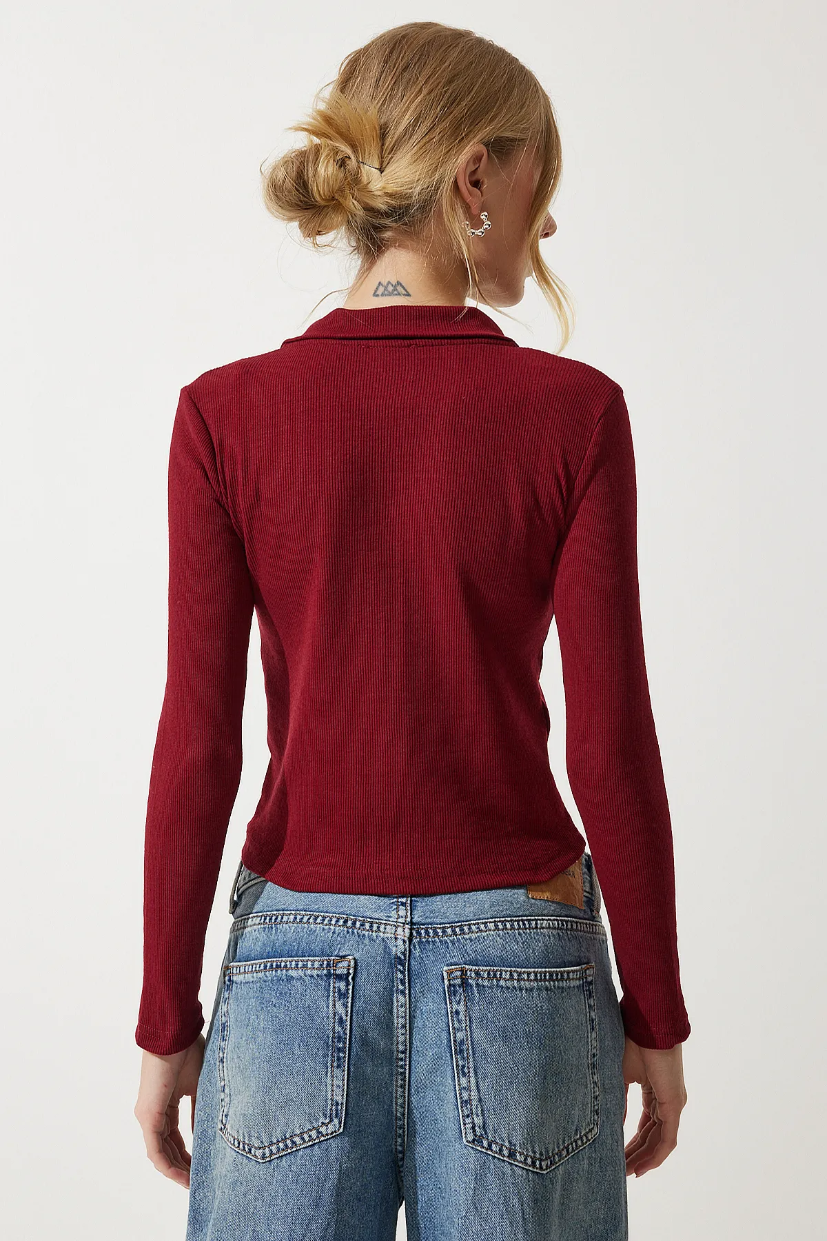 Happiness İstanbul  Burgunderrote schnurgebundene Strickbluse mit Polokragen für Damen GT00111