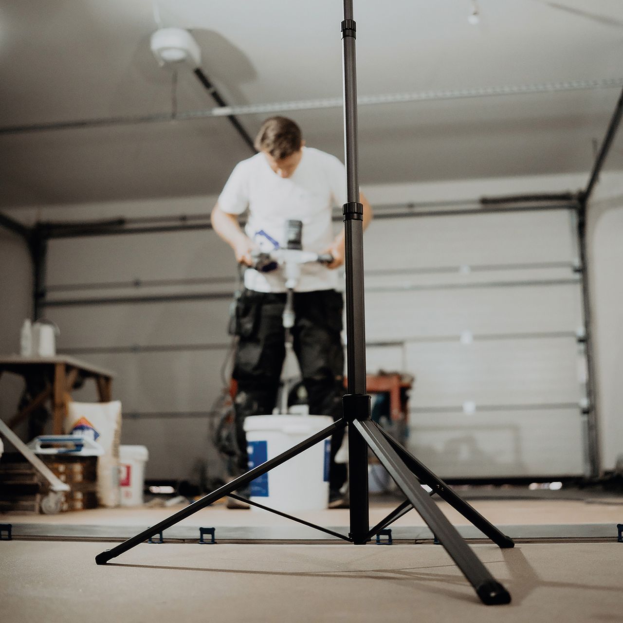Kiesel SCANGRIP TRIPOD 2M kompaktes Alu-Stativ kompatibel mit VEGA und FLOOD LITE Leuchten