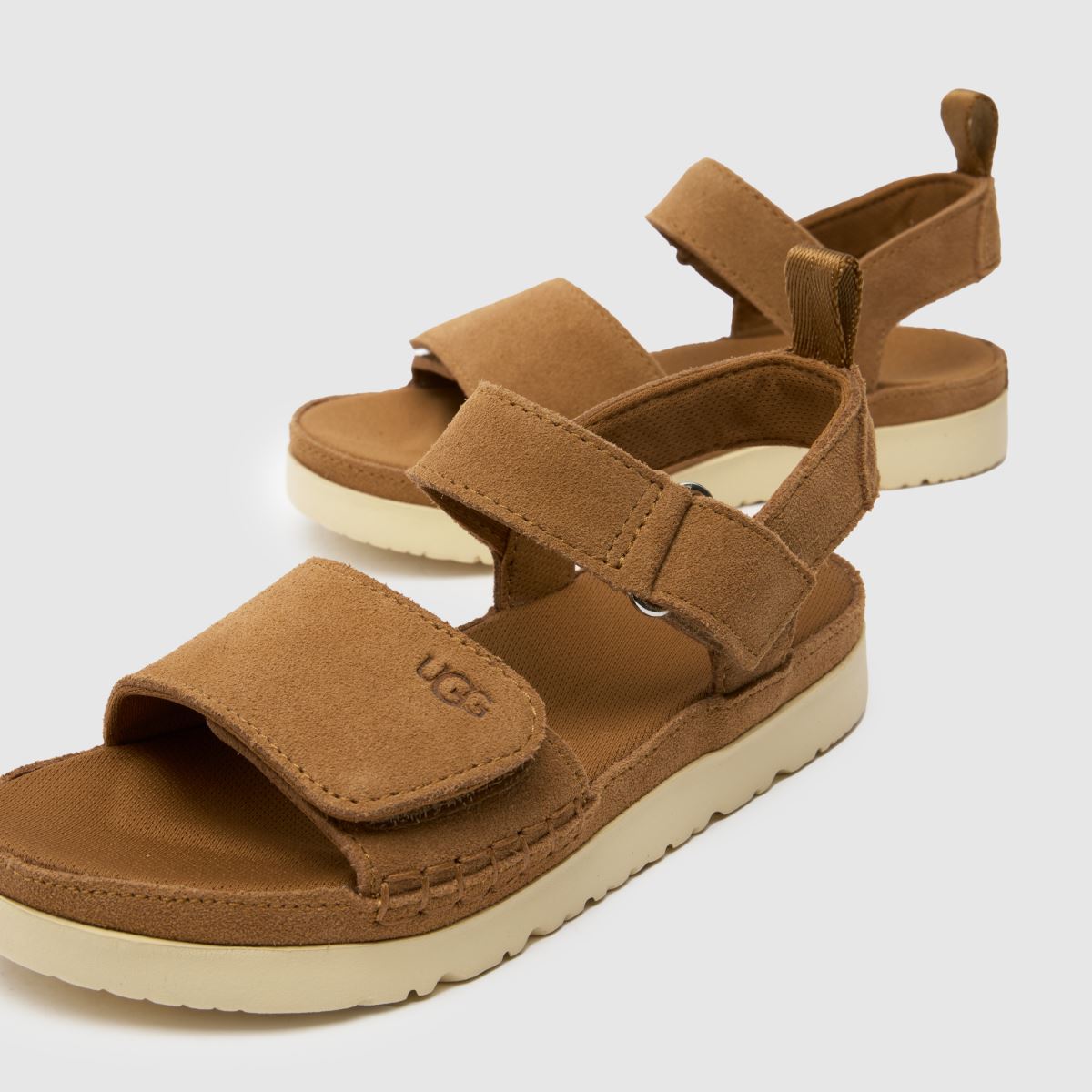 UGG gesztenyebarna goldenstar junior szandál