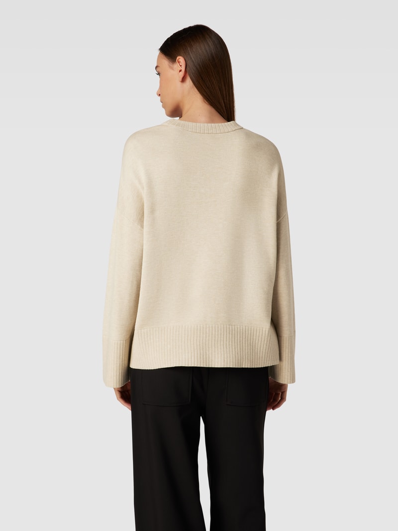 Strickpullover mit Rundhalsausschnitt Modell 'Odanna' in sand meliert