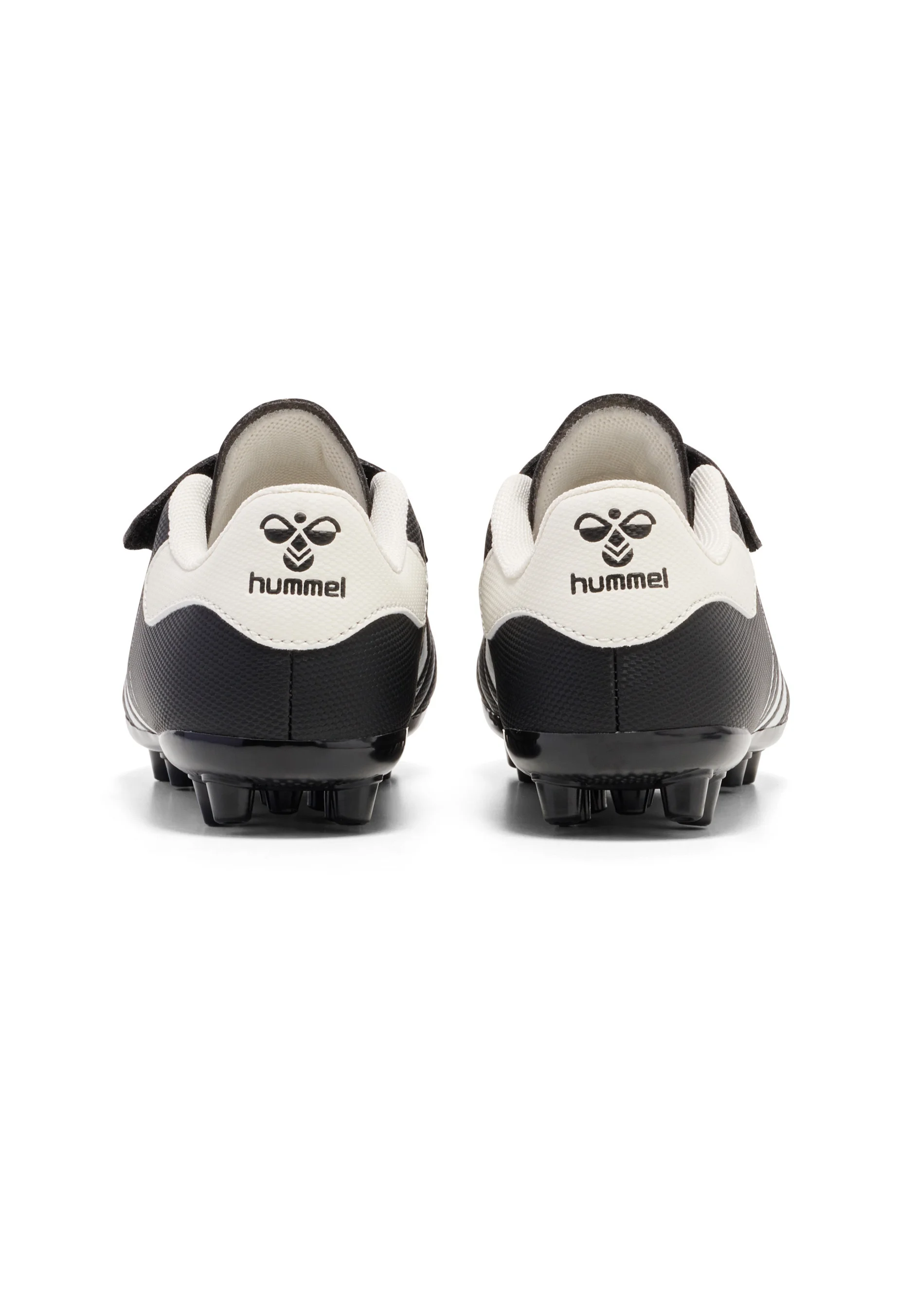 Hummel HATTRICK MG JR UNISEX - Botas de fútbol sala con tacos